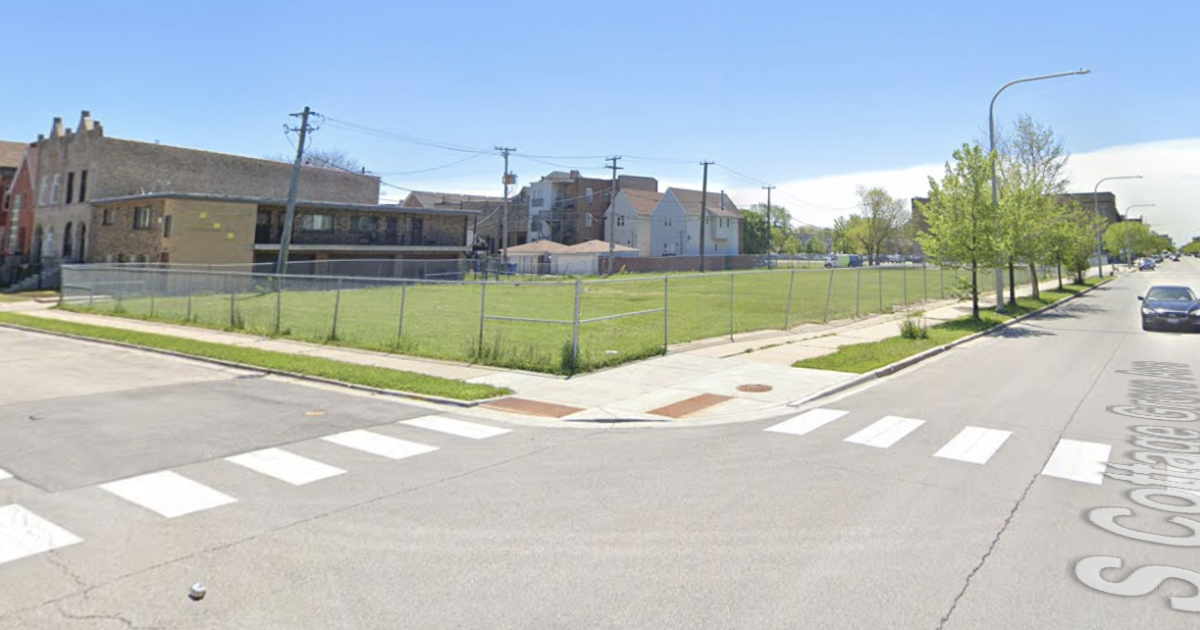 48 luxury apartments will replace this vacant Bronzeville lot